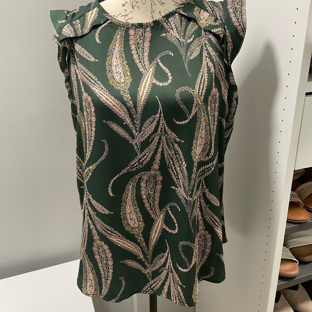 Loft | Women’s top | Medium